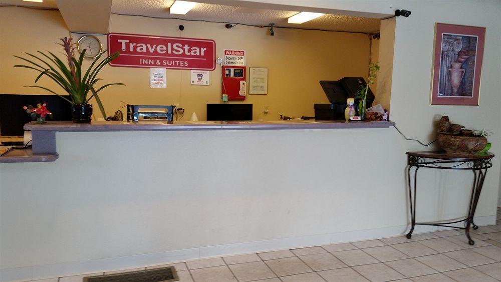 TravelStar Inn&Suites Colorado Springs Exterior foto