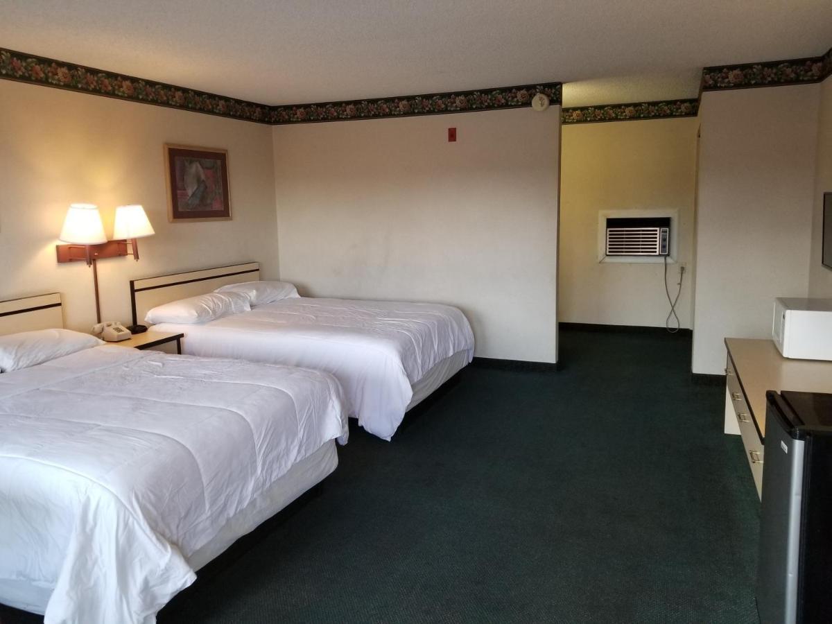 TravelStar Inn&Suites Colorado Springs Exterior foto